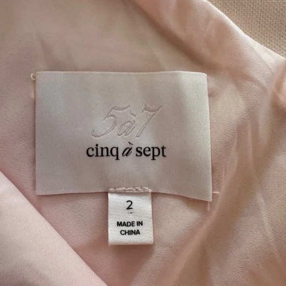 Cinq a sept Pia dress in blush size 2. GUC - Picture 7 of 9